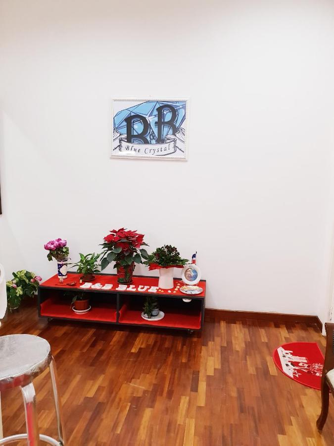 Bed & Breakfast Blue Crystal *